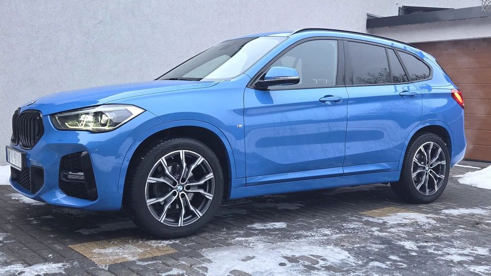 BMW X1 MSport Shadowline, alufelgi M 19", faktura VAT, relingi, 1 właściciel