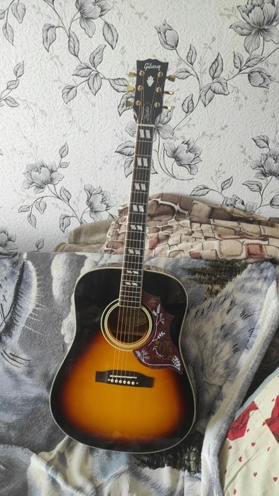 За пол цены(gibson,lag,sigma)Обучаю игре на муз инстр.гитара