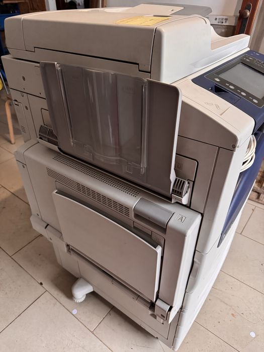 Impressora multifunções Xerox - c/ toners
