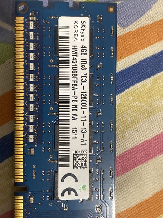 Плашка памяти 1 ГБ ДДР 3