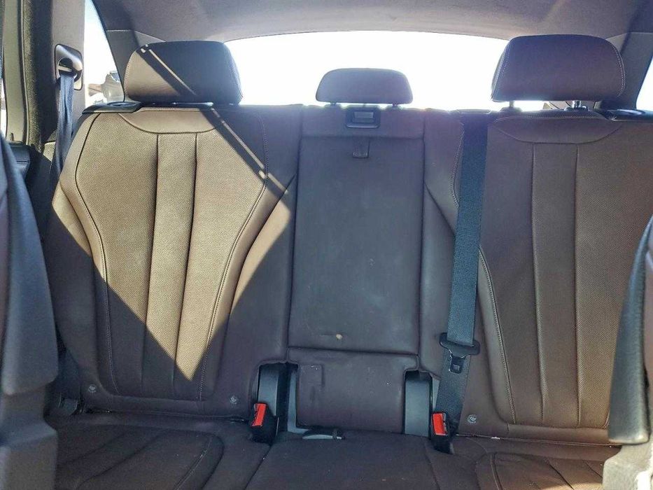 BMW X5 xDrive35i (2016)