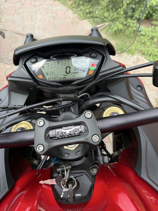 Мотоцикл Suzuki GSX-S1000F розмитнений