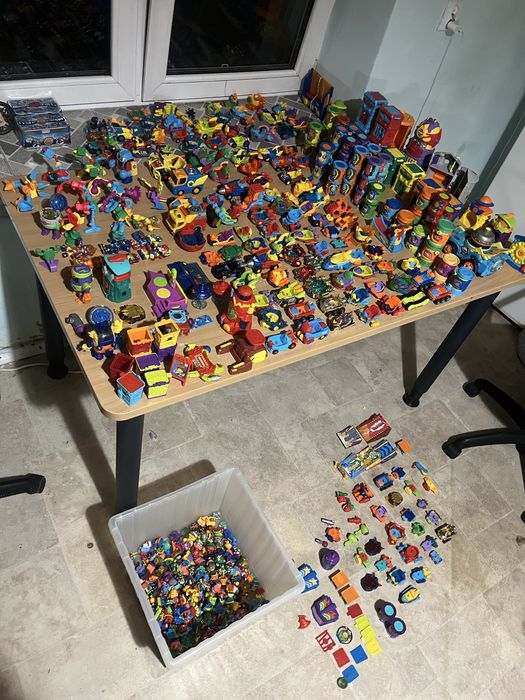 MEGA ZESTAW SuperThings / SuperZings Kaboom City – 325 Figurek + Bazy + Pojazdy + Puszki + Akcesoria