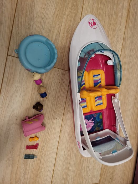 Barbie motorówka