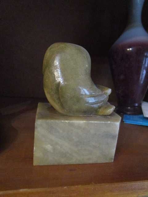 Escultura mocho antiga