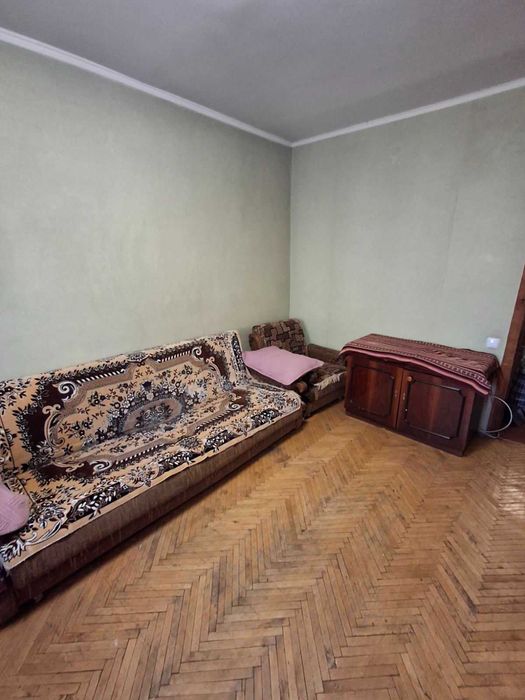 Оренда квартири вул. Павла Петриченка 75