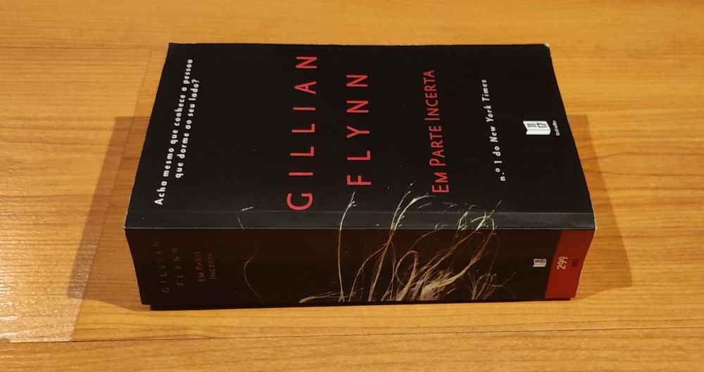 Livro 'Em parte incerta' de Gillian Flynn