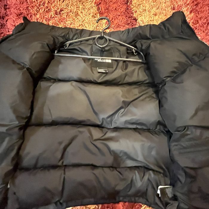 Пуховик the north face 700