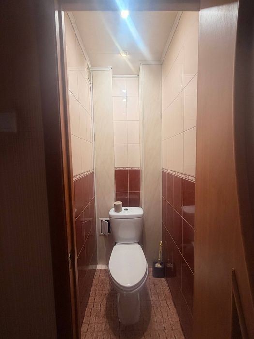 Продається 4 кімнатна квартира на Даманському.