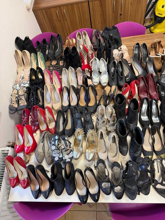 Historia po rozstaniu… 60 par butów szuka nowego domu (rozm. 37)