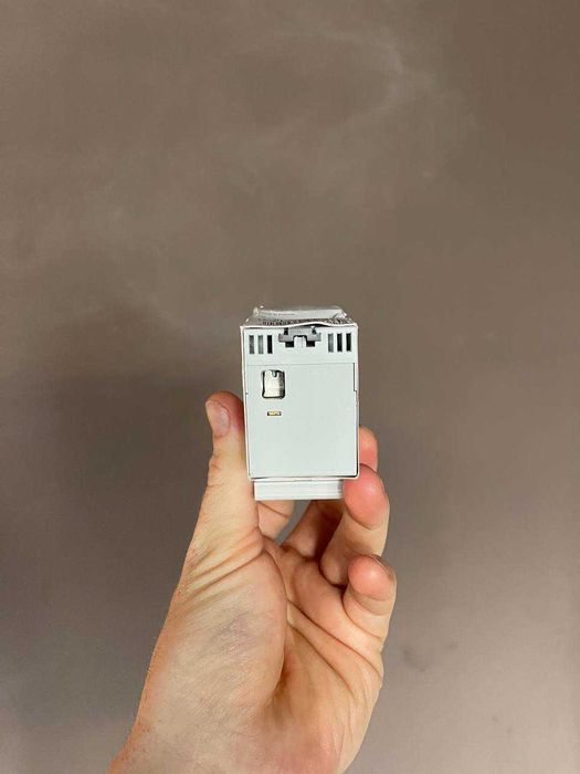 Захист від перенапруги Legrand LEG92766 для дому