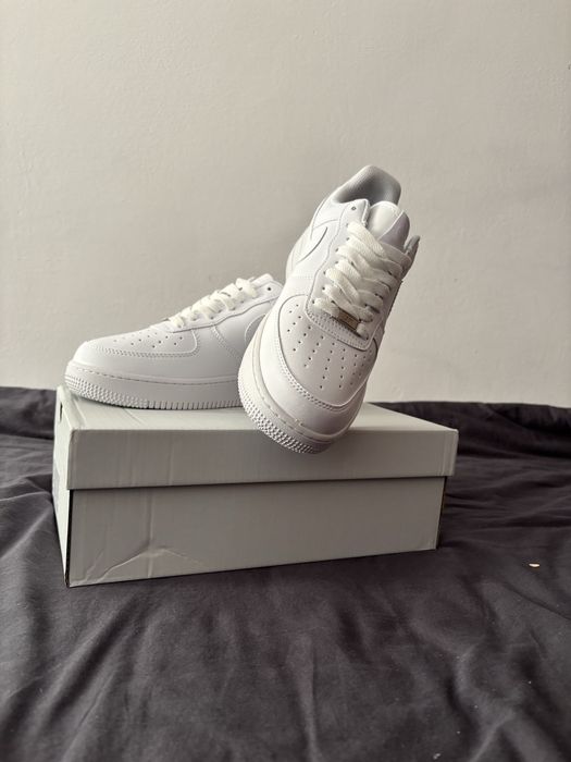 Biale trampki air force