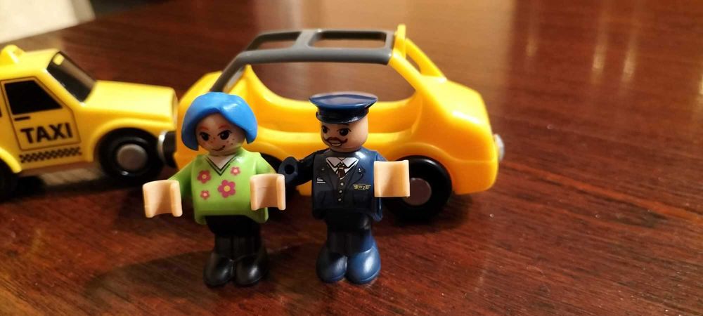zestaw 99 auto taxi taksówka tory kolejka drewniana garaż miasto