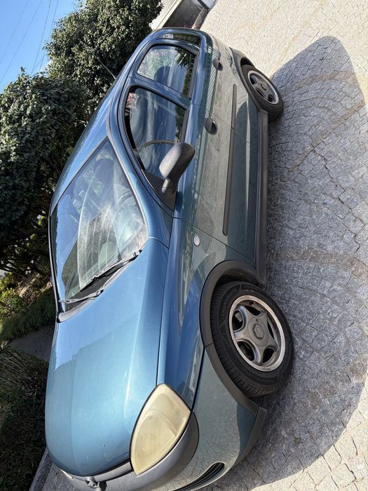 Carro em otimas condições