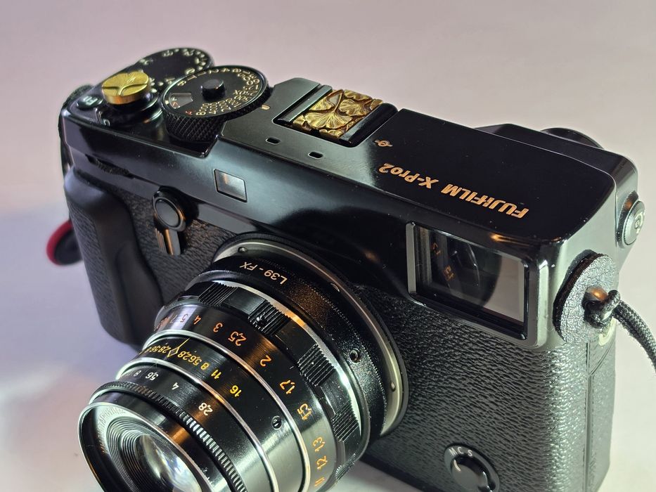 Fujifilm X-Pro2 z obietywem vintage. Opis