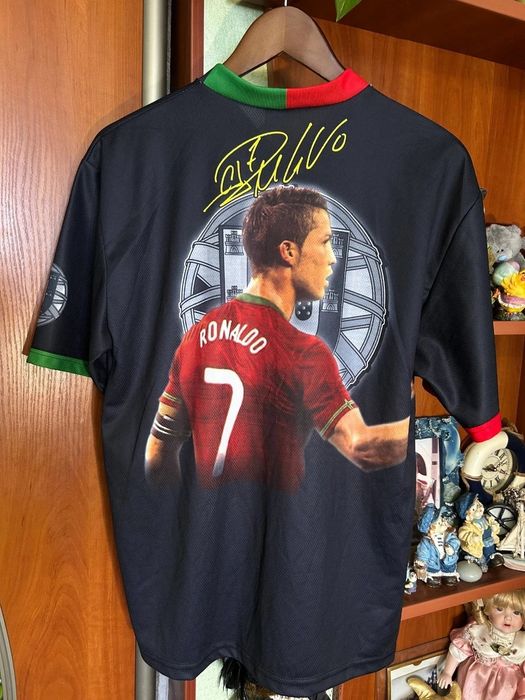 Вінтажна футбольна джерсі Кріштіану Роналду (CR7) — збірна Португалії,