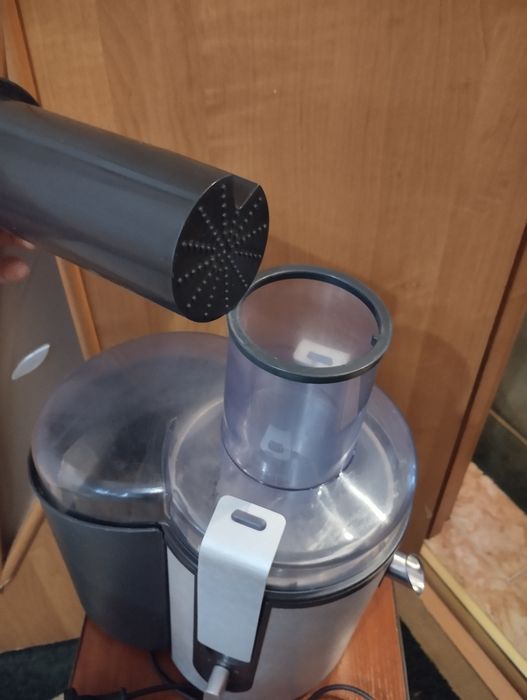 Соковыжималка Филипс Philips HR1861