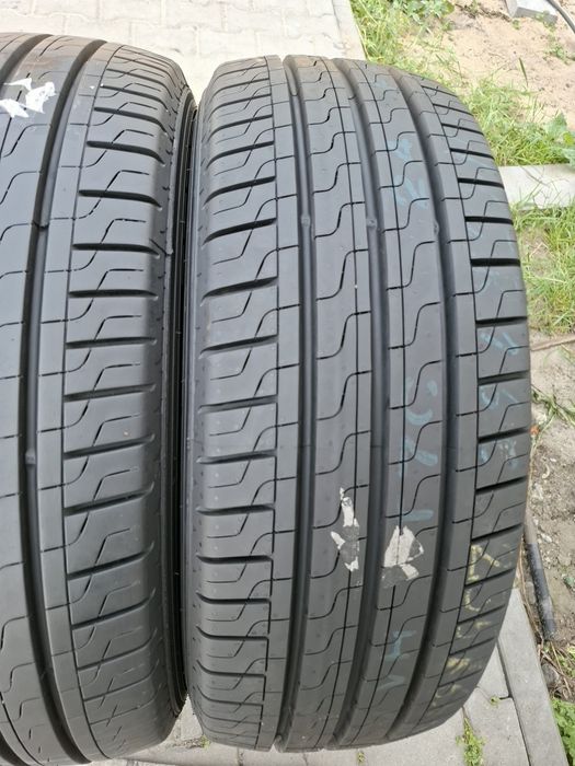 235/65/16C Pirelli CARRIER[S]