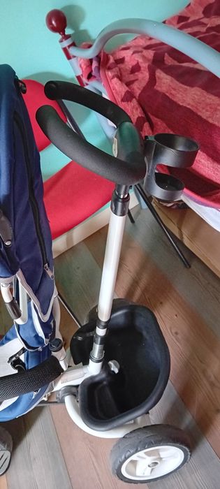 Triciclo para bebé/criança