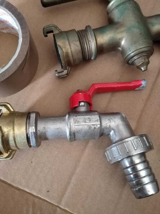 15 Torneiras em bom estado