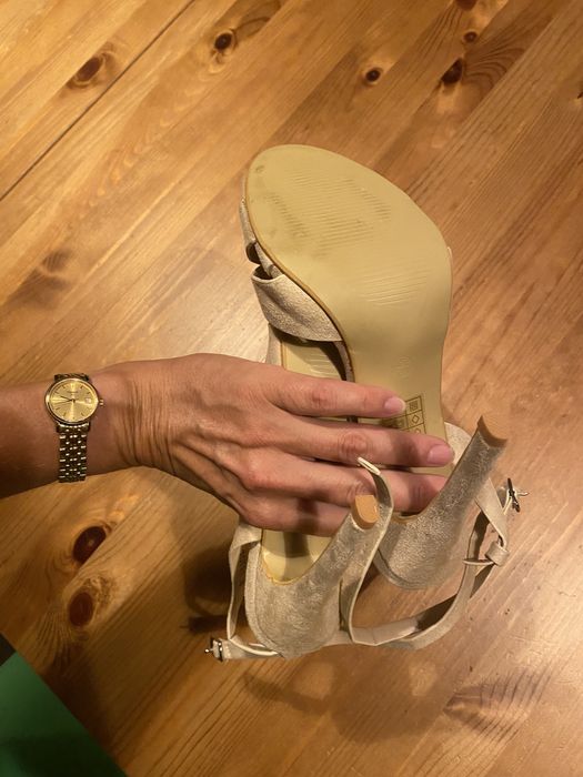 Nowe Buty na obcasie Sandalki roz. 38