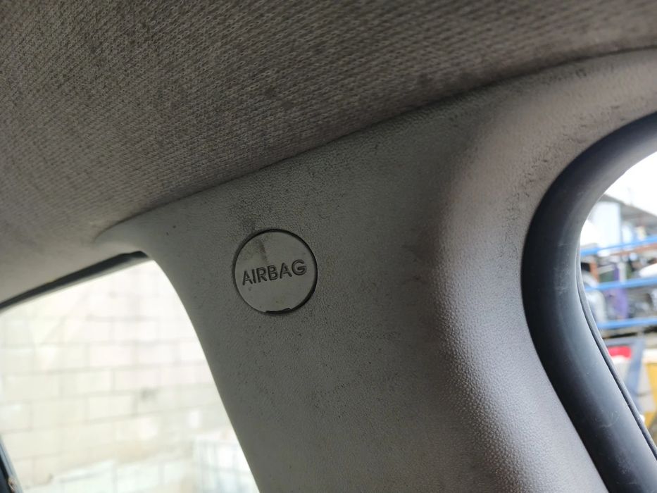 Airbag cortina esquerdo KIA Venga Van (YN)