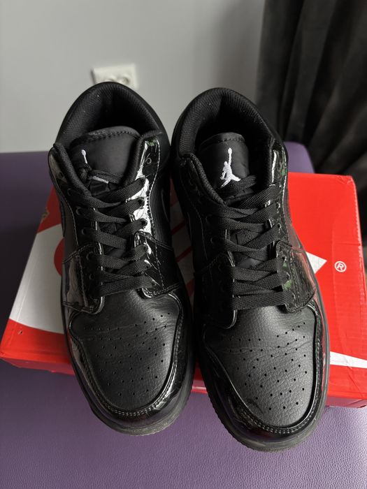 Чоловічі кросівки jordan 1 low se patent ELEPHANT BLACK