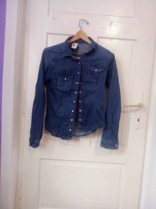 Koszula damska jeans.