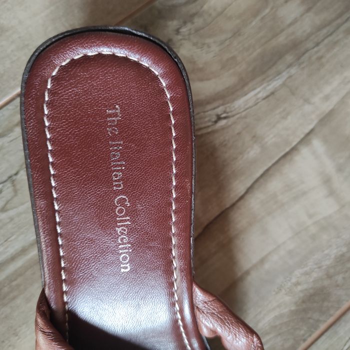 Шльопанці жіночі 39 розмір.