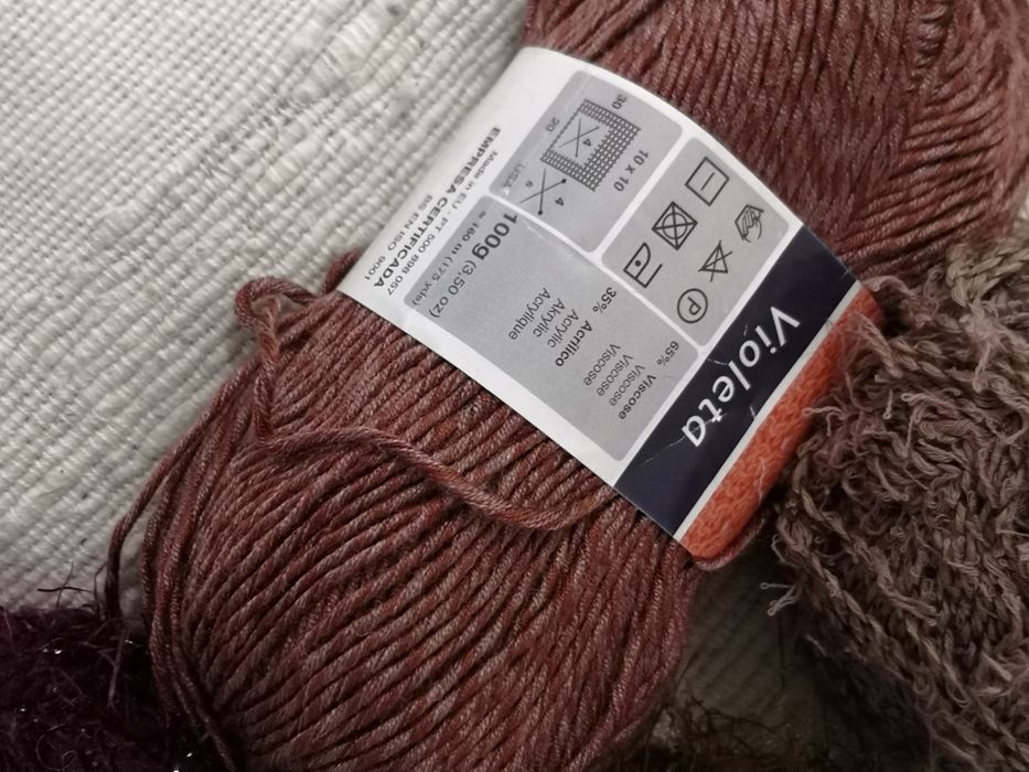 5 novelos acrílico viscose Algodão