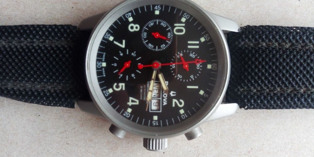 Продам часы наручные,немного бу.