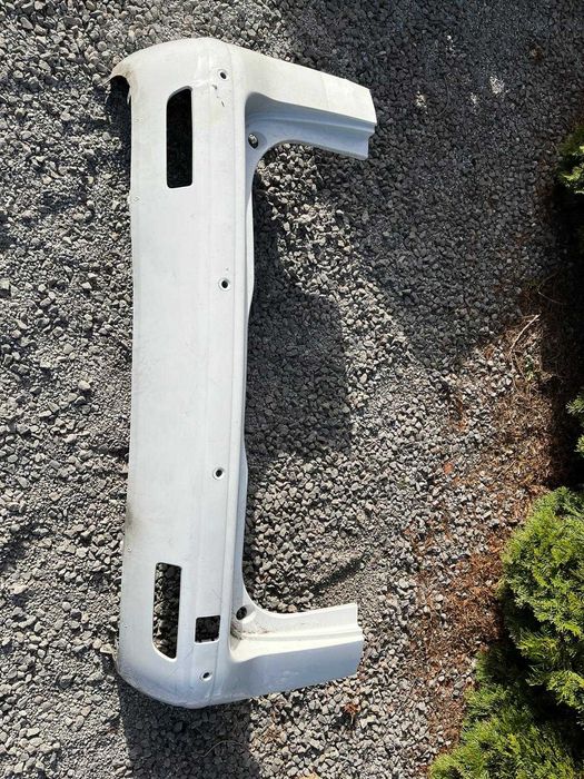 zderzak tył Peugeot 5008