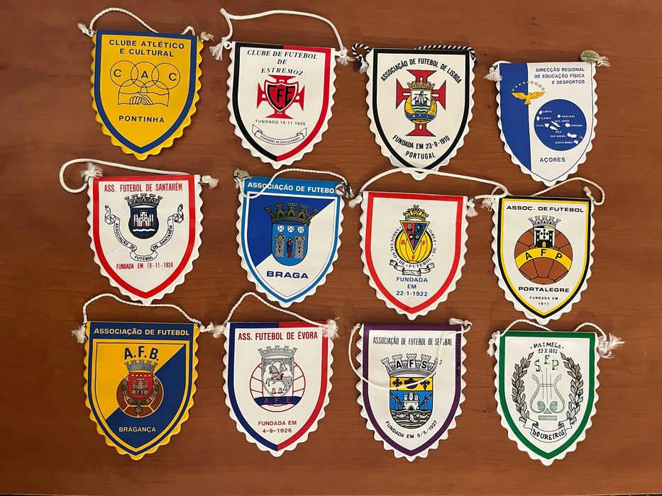 Galhardetes Vários Clubes e Associações