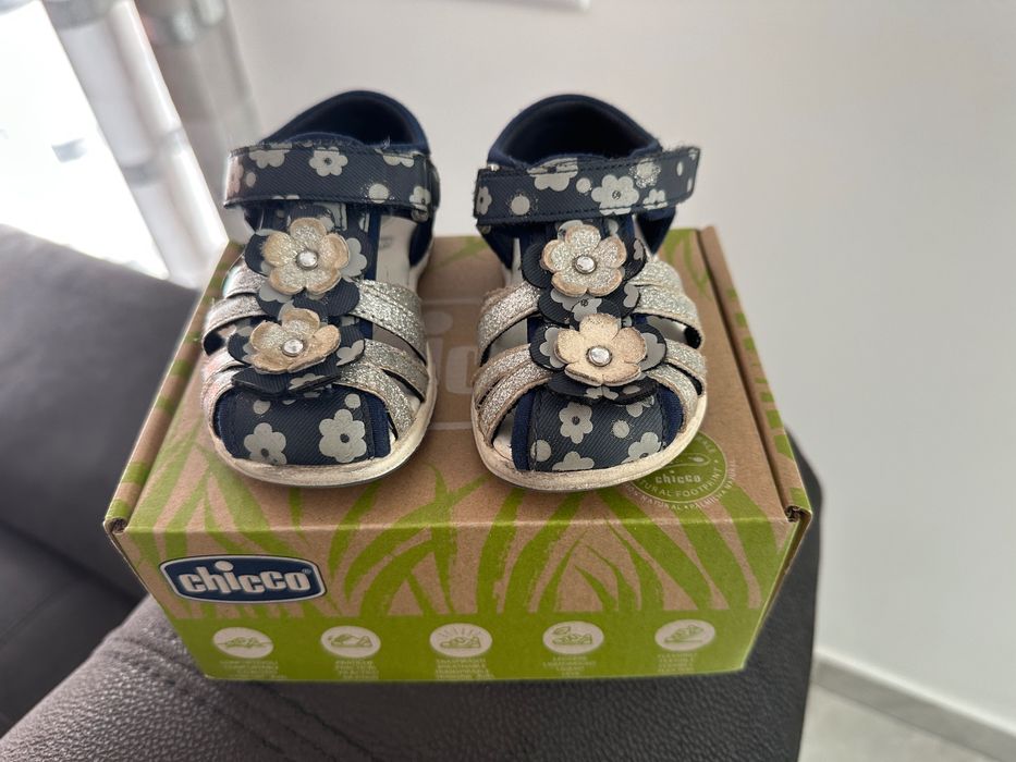 2 Pares de Sandálias Chicco Nº 23