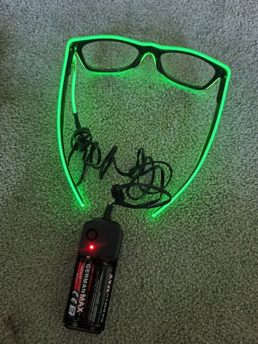 Okulary neonowe na baterie