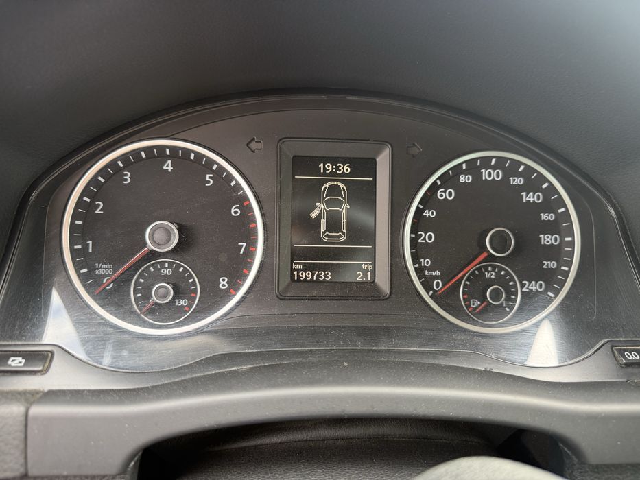 Vendo Vw Tiguan com motor novo 0 km