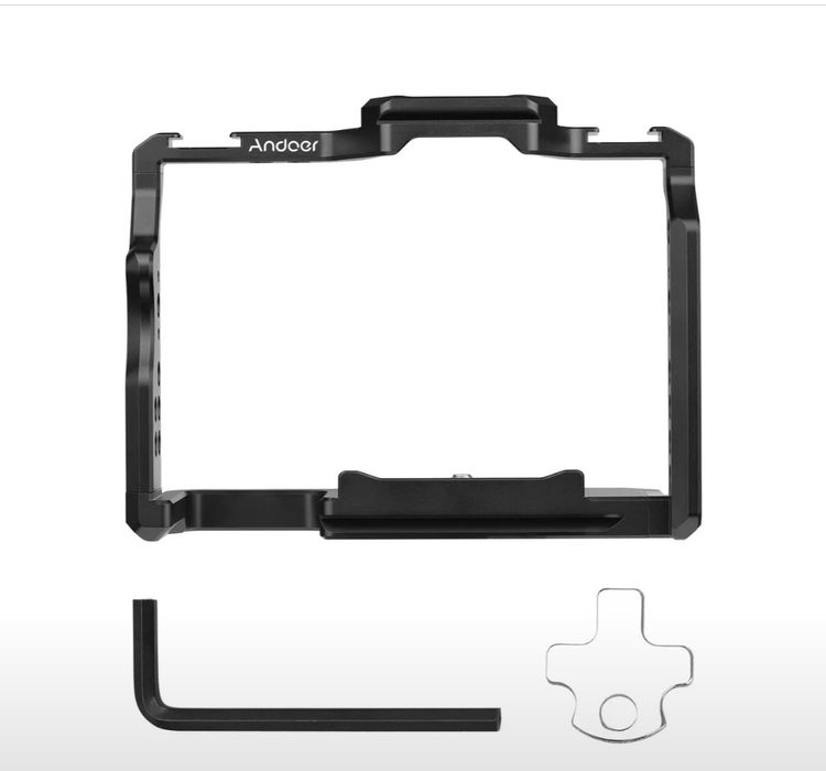 Profesjonalna klatka dla Sony serii A7