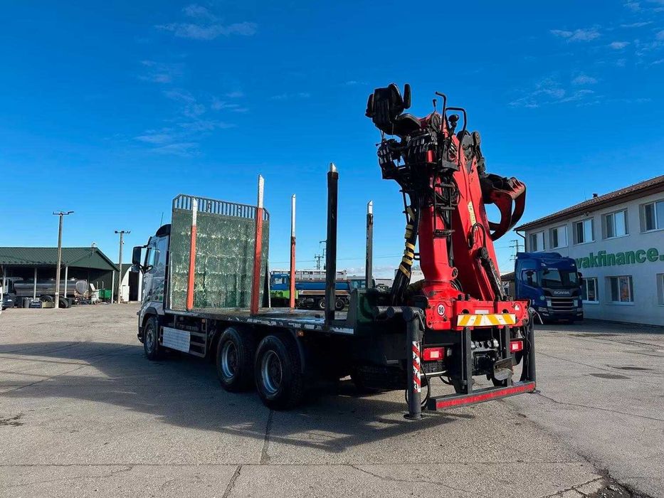 Лісовоз Volvo FH 480 6x4 надійніша за Man Daf Scania Mercedes з краном