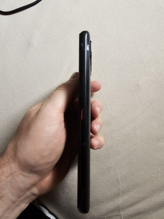 Asus rog phone 7 16/512