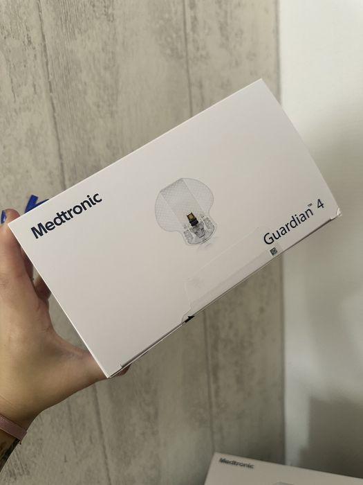 Guardian 4 sensor medtronic 2szt