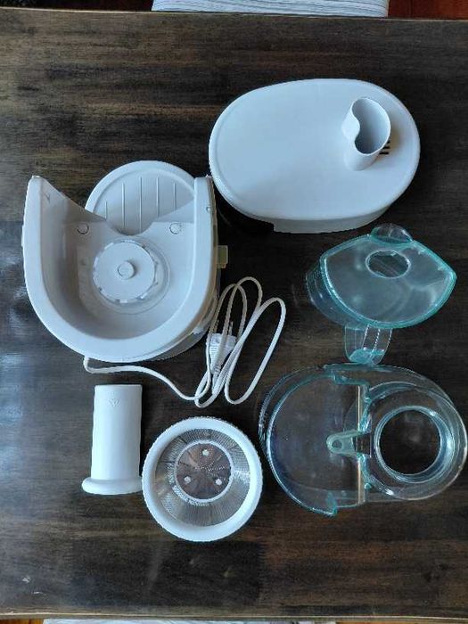 Соковижималка Philips HR2823