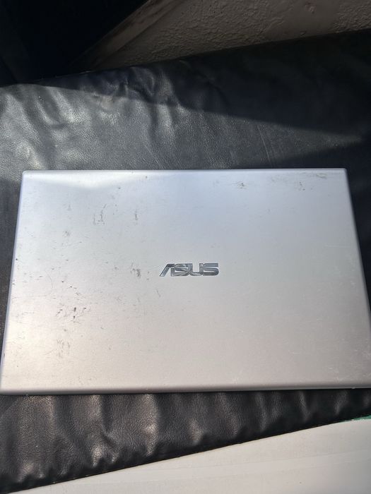 Portátil ASUS VivoBook 15 | AMD Ryzen 5 | 8GB RAM | SSD 512GB