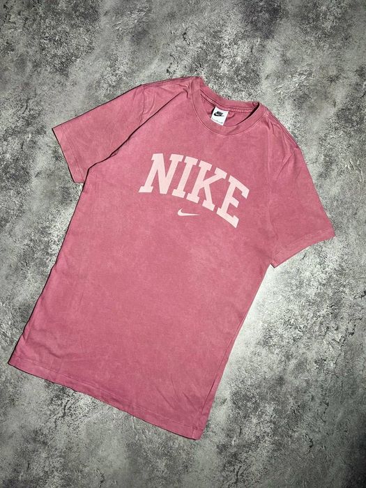 Футболка Nike pink