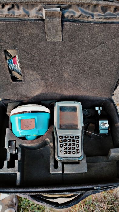 Odbiornik GNSS GPS Ruide R6i