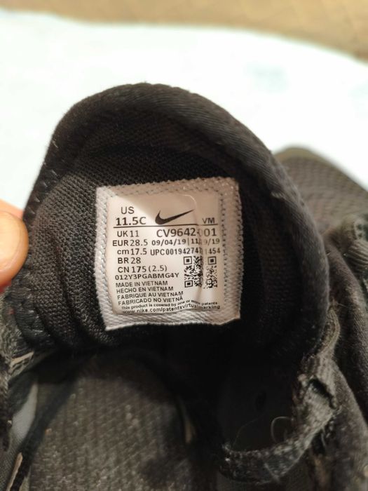 Дитячі кросівки Nike Air Max 270, розмір 28,5, устілка 19 см