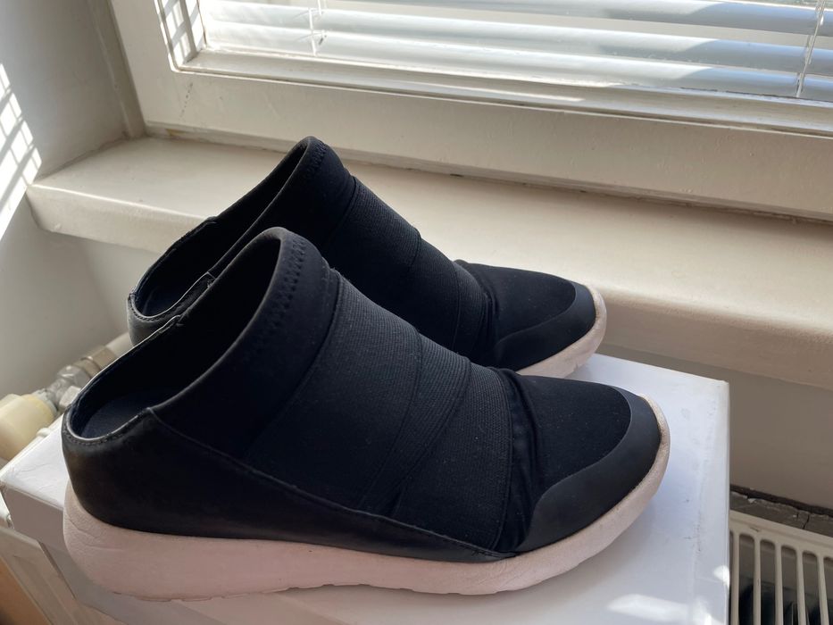 Кросівки Steve Madden оригінал з відкритою пʼятою чорні кеди
