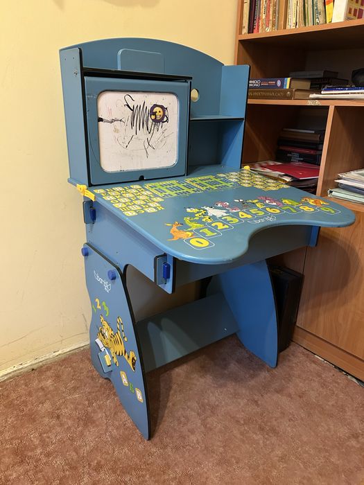 Дитяча парта шкільна