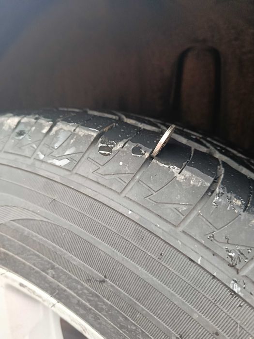 Продаж Ford Explorer