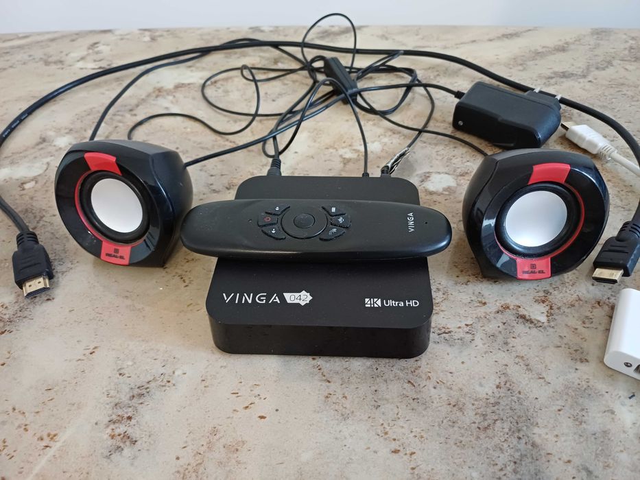Смарт приставка Vinga 042