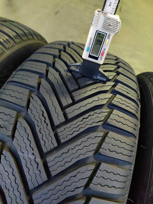 R16 215 60 шини зимові Michelin Alpin 6 чудовий стан преміум клас